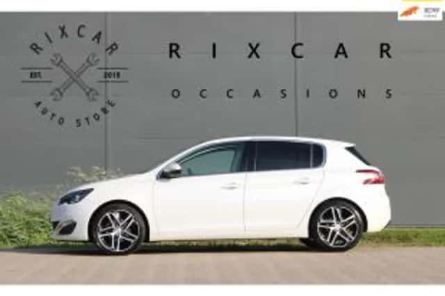 Peugeot 308 (2013) thumbnail 1