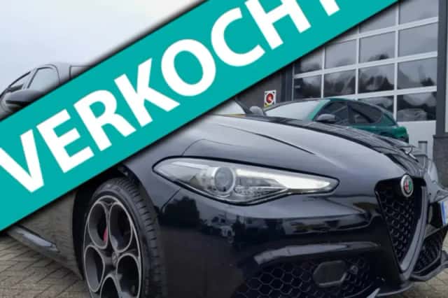 Alfa Romeo Giulia (2022) thumbnail 1