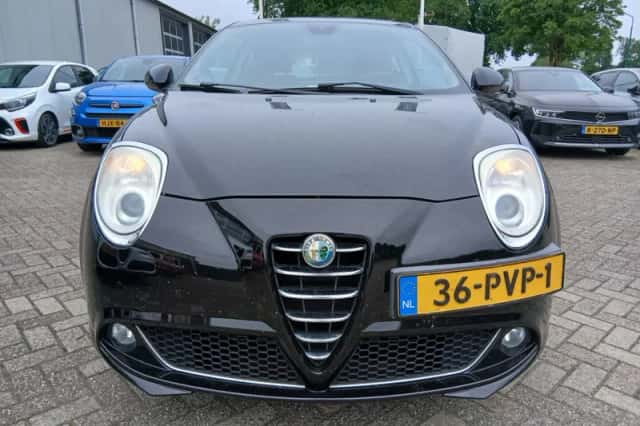 Alfa Romeo Mito (2011) thumbnail 4
