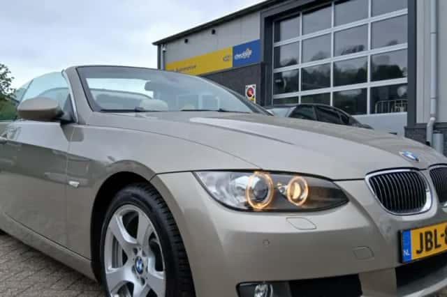 BMW 3-Serie (2008) thumbnail 1