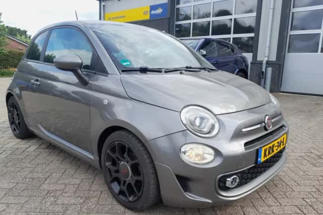 Fiat 500 (2018) thumbnail 2