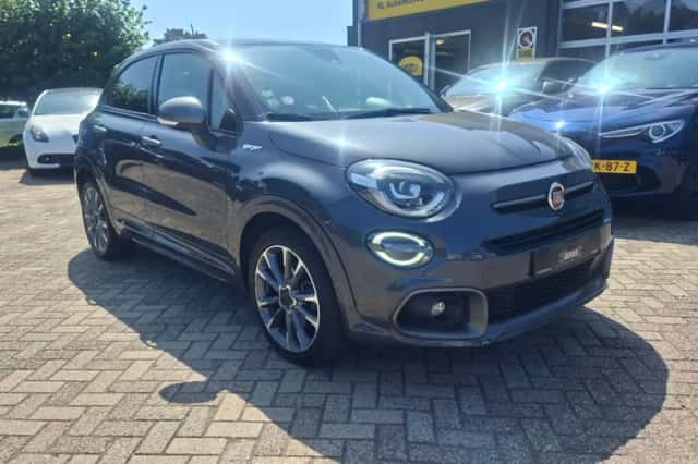 Fiat 500X (2020) thumbnail 2