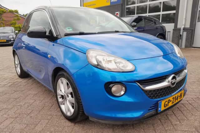 Opel Adam (2015) thumbnail 2