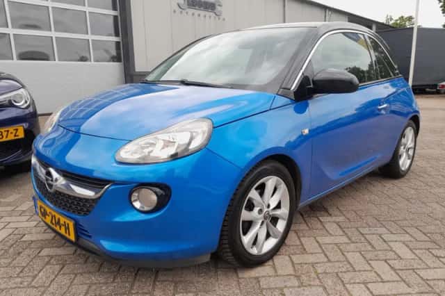 Opel Adam (2015) thumbnail 4