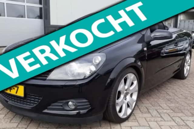 Opel Astra (2009) thumbnail 1