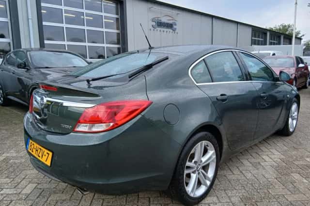 Opel Insignia (2009) thumbnail 5