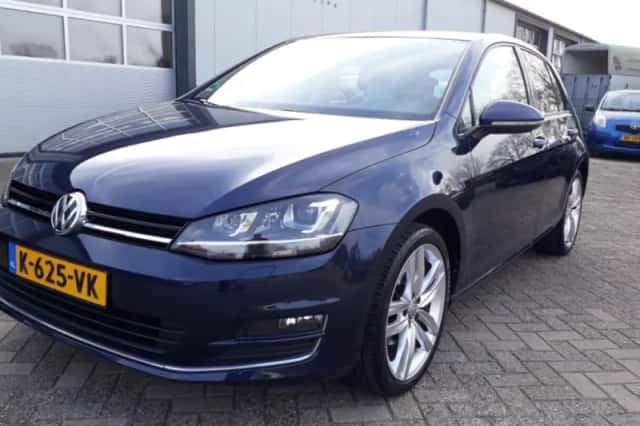 Volkswagen Golf (2014) thumbnail 4