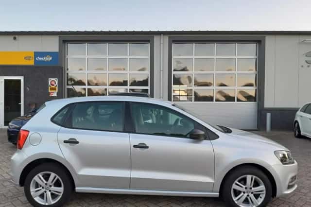 Volkswagen Polo (2015) thumbnail 5