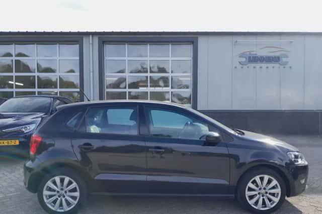 Volkswagen Polo (2009) thumbnail 6