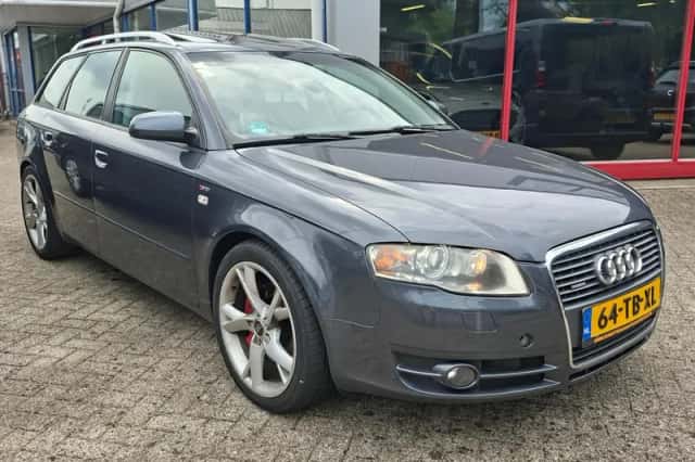 Audi A4 (2006) thumbnail 1