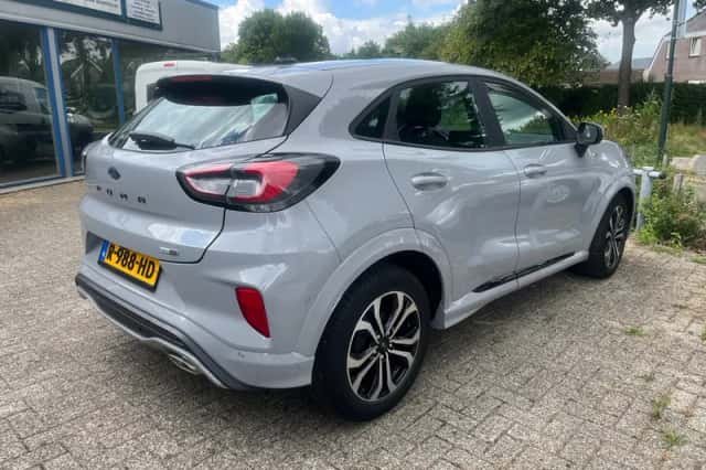 Ford Puma (2022) thumbnail 2