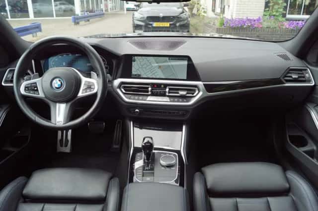 BMW 3-Serie (2021) thumbnail 4