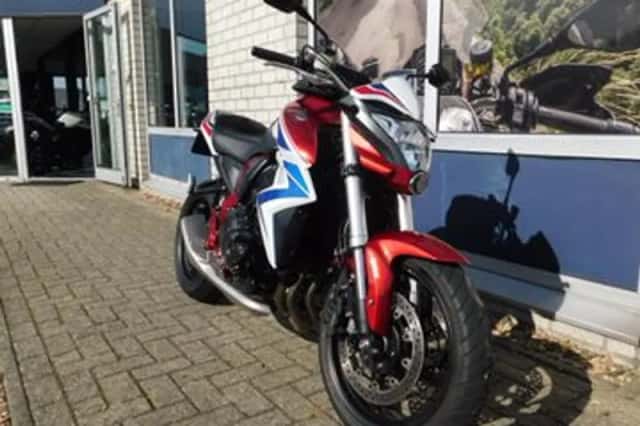 Honda CB (2017) thumbnail 2