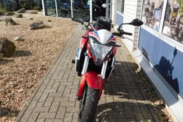 Honda CB (2017) thumbnail 5
