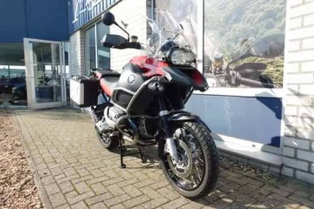 BMW R (2008) thumbnail 2