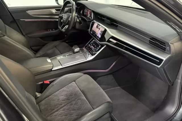 Audi RS6 (2021) thumbnail 6