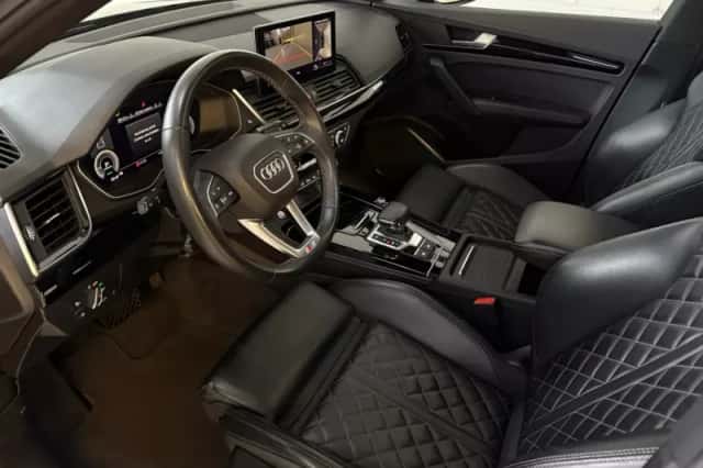 Audi Q5 (2021) thumbnail 5