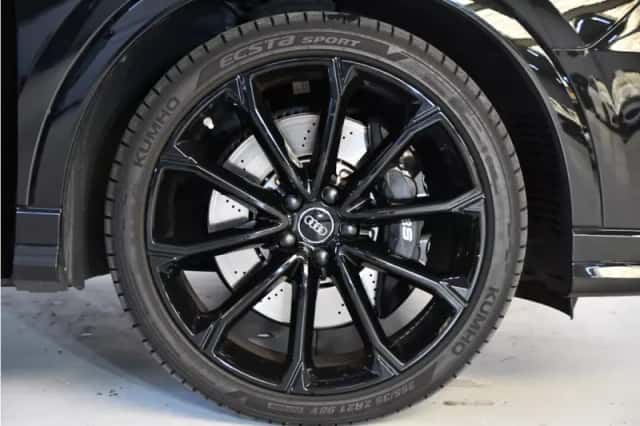 Audi Q3 (2020) thumbnail 2