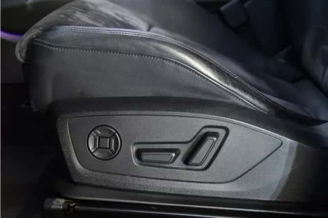 Audi Q3 (2020) thumbnail 6