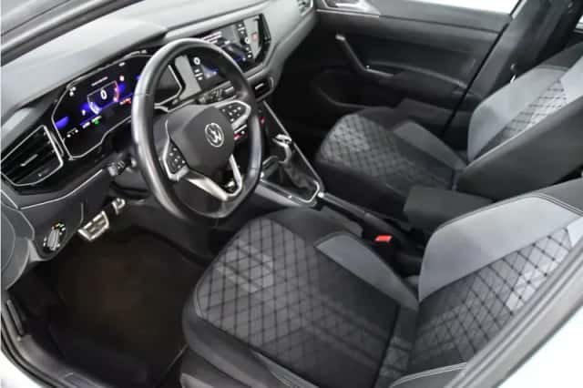 Volkswagen Polo (2024) thumbnail 5