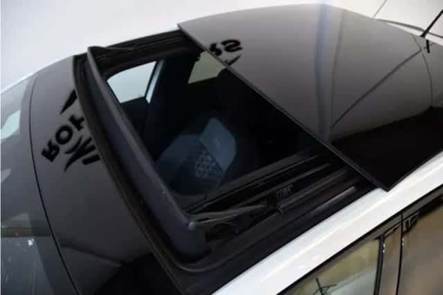Volkswagen Polo (2022) thumbnail 3