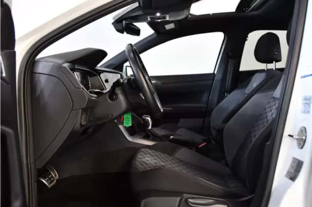 Volkswagen Polo (2022) thumbnail 5