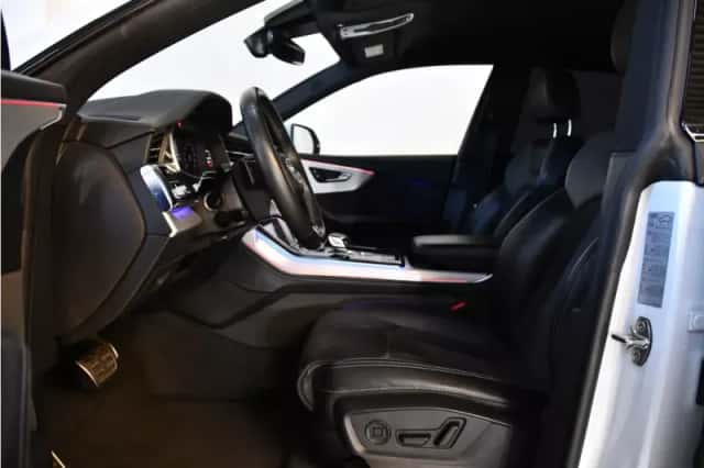 Audi Q8 (2021) thumbnail 3
