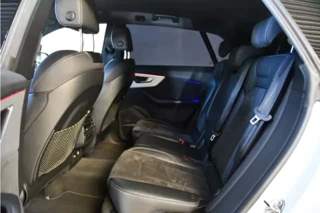 Audi Q8 (2021) thumbnail 5