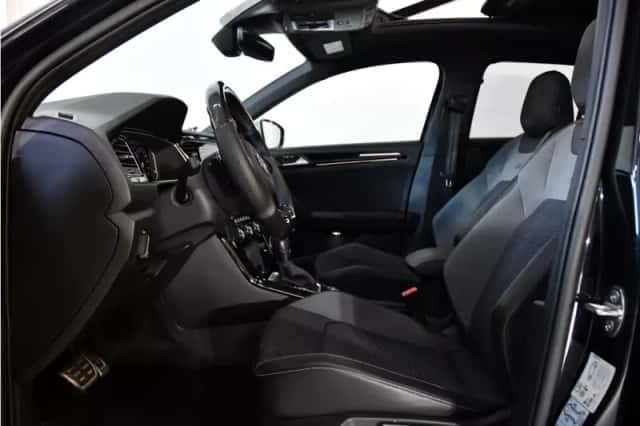 Volkswagen T-Roc (2020) thumbnail 5