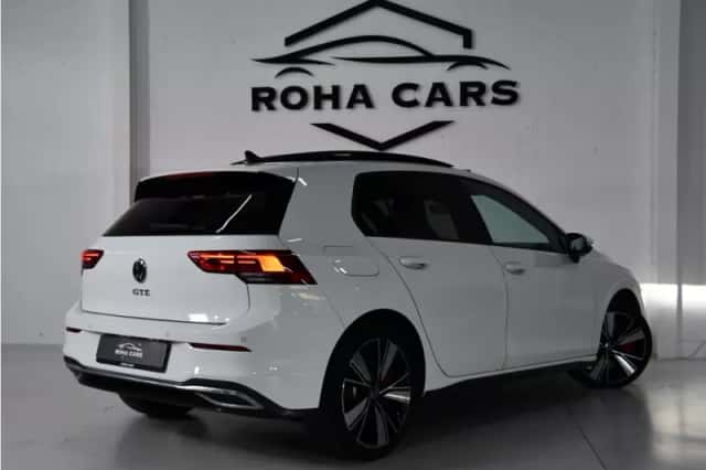 Volkswagen Golf (2020) thumbnail 4