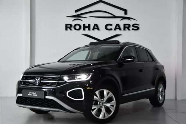 Volkswagen T-Roc (2023) thumbnail 1