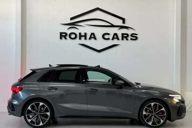 Audi A3 (2021) thumbnail 3