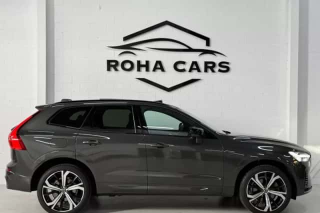 Volvo XC60 (2022) thumbnail 2