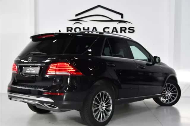 Mercedes-Benz GLE (2015) thumbnail 4