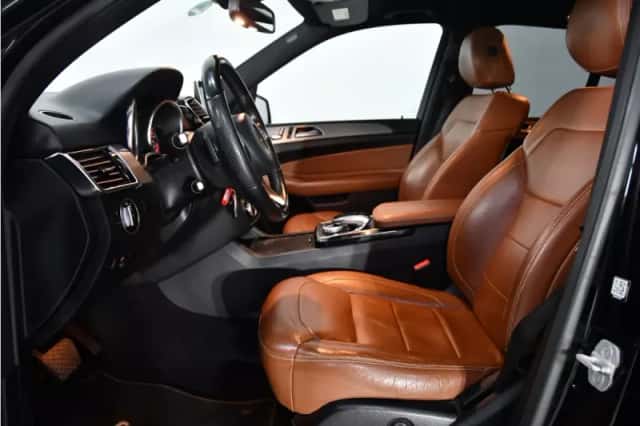 Mercedes-Benz GLE (2015) thumbnail 5