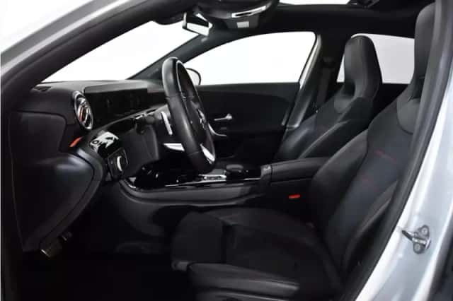 Mercedes-Benz A-Klasse (2023) thumbnail 5