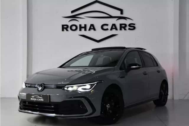 Volkswagen Golf (2021) thumbnail 1