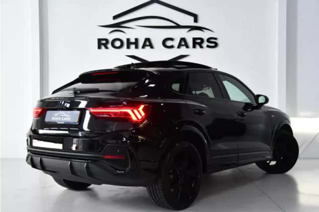 Audi Q3 (2021) thumbnail 4