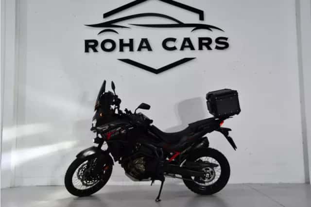 Honda CRF (2026) thumbnail 1
