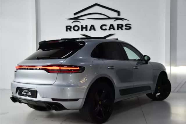 Porsche Macan (2019) thumbnail 4