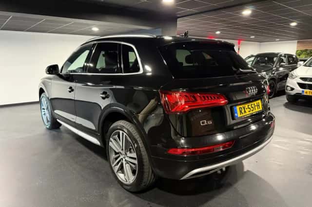 Audi Q5 (2017) thumbnail 6