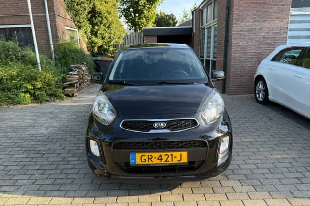Kia Picanto (2015) thumbnail 2