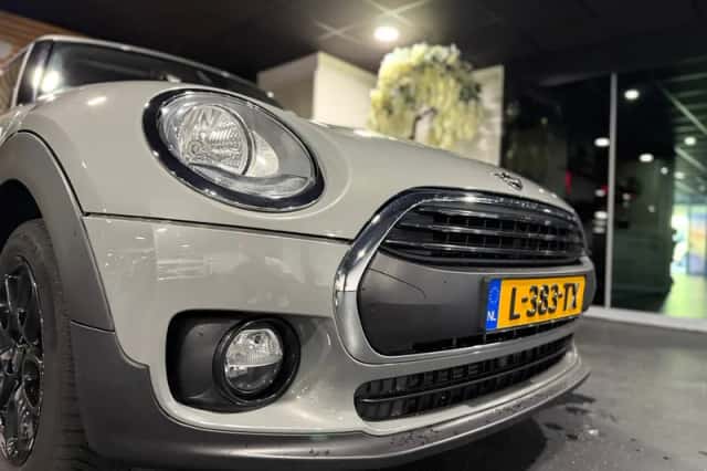 MINI Clubman (2018) thumbnail 2