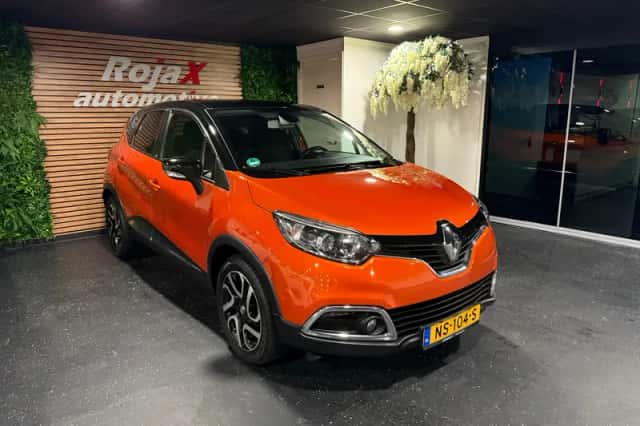 Renault Captur (2017) thumbnail 1