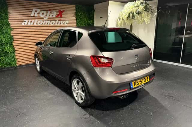 SEAT Ibiza (2017) thumbnail 6
