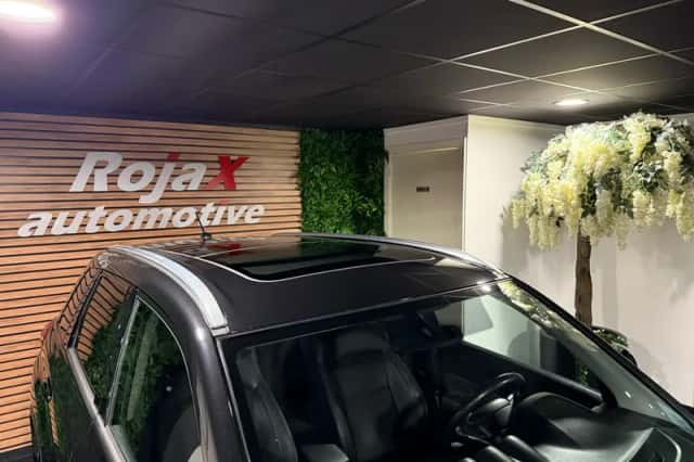 Suzuki Vitara (2015) thumbnail 4