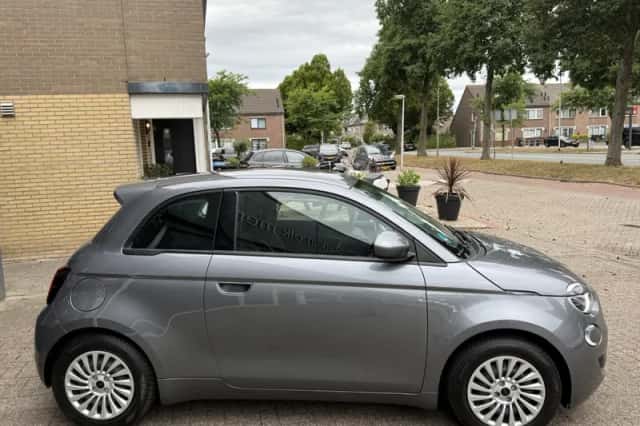 Fiat 500 (2023) thumbnail 5