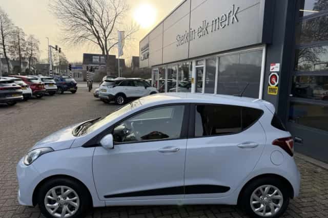 Hyundai i10 (2020) thumbnail 6