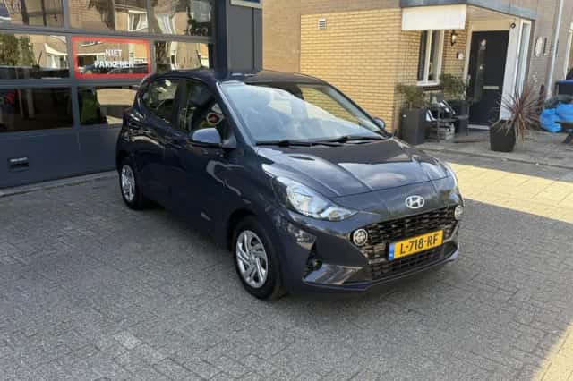 Hyundai i10 (2021) thumbnail 3