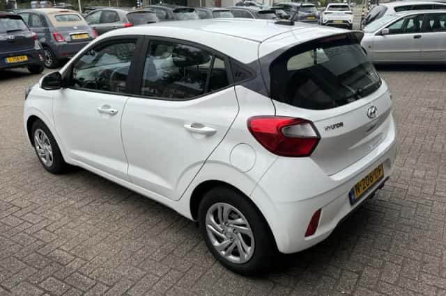 Hyundai i10 (2021) thumbnail 6
